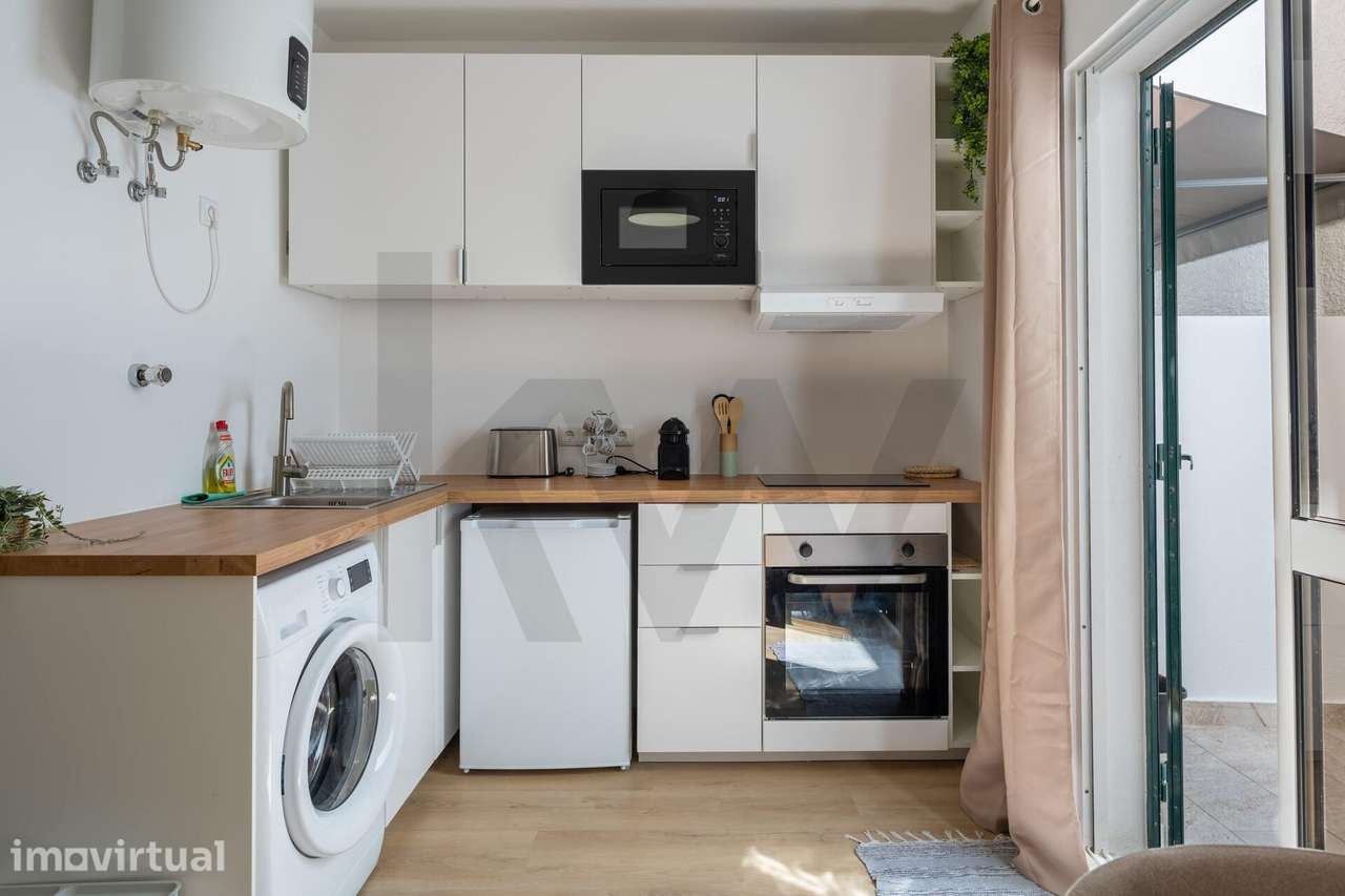 Apartamento T0 Renovado junto à Praia de Porto Santo | Ilha Dourada - Grande imagem: 2/19