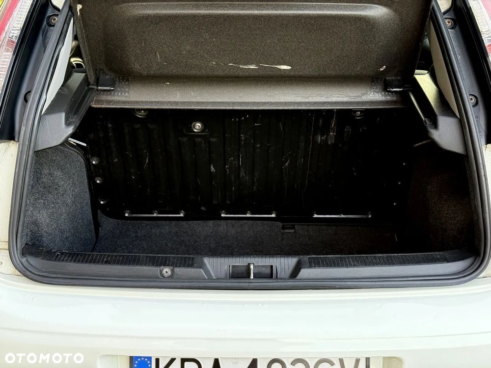 Fiat Grande Punto - 22