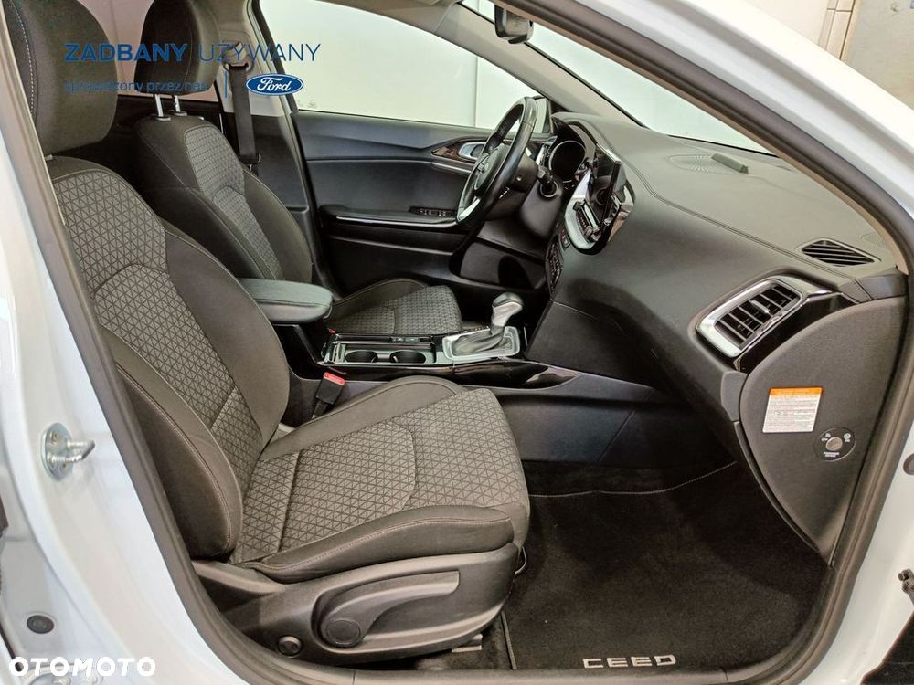 Kia Ceed 1.6 GDI PHEV L DCT - 13