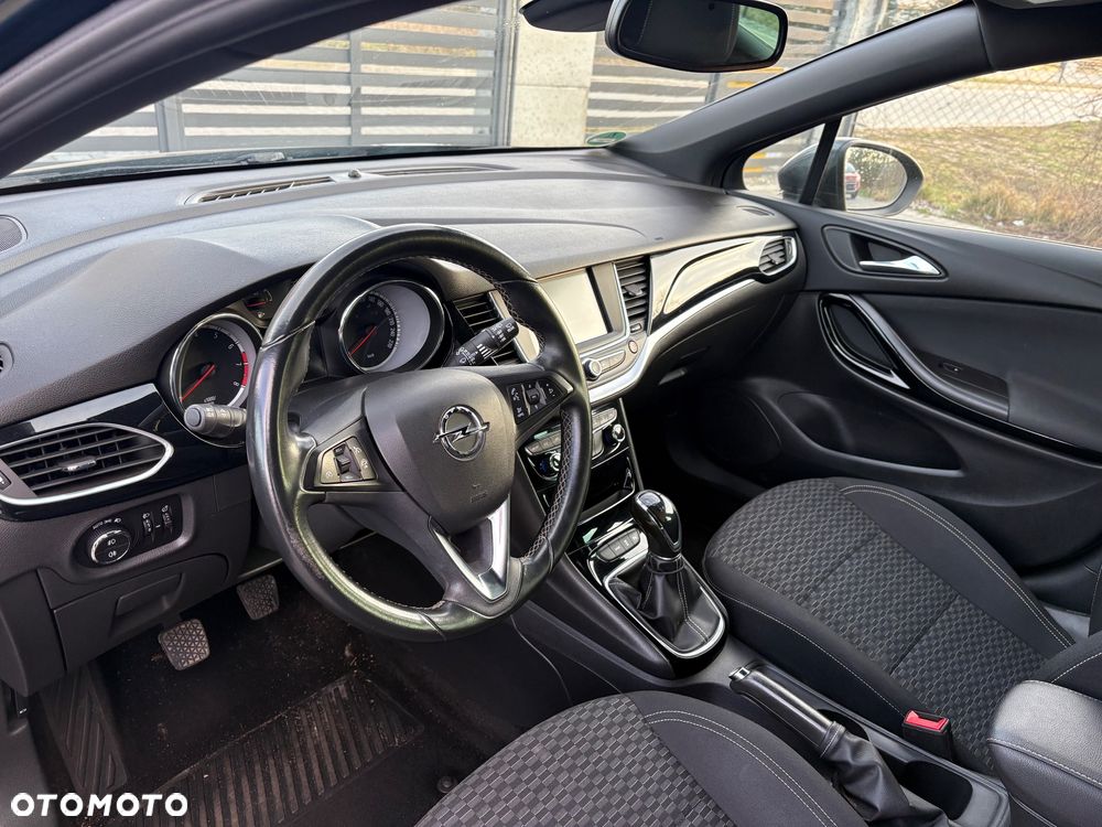 Opel Astra 1.4 Turbo Innovation - 9