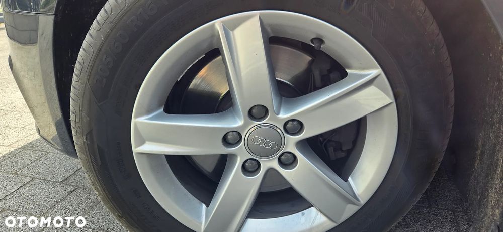 Audi A4 Avant 2.0 TDI - 28