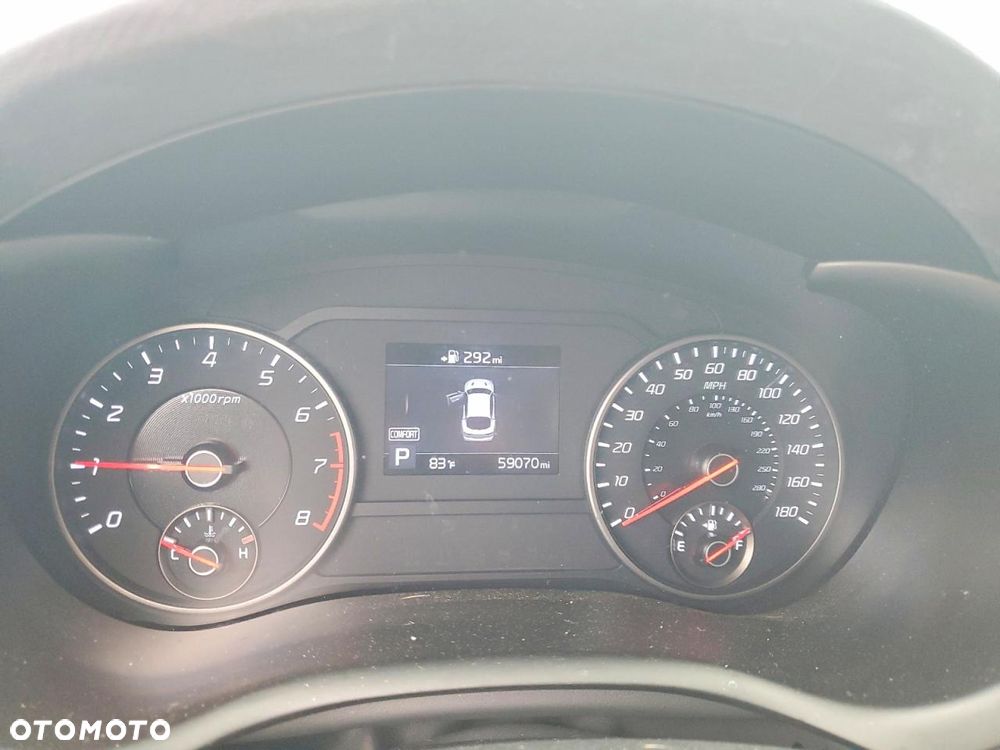 Kia Stinger 3.3 T-GDI V6 GT AWD - 9