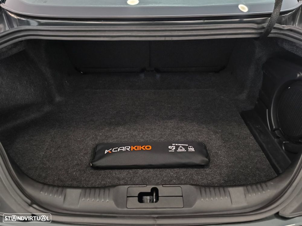 Ford Mustang 2.3i EcoBoost - 25