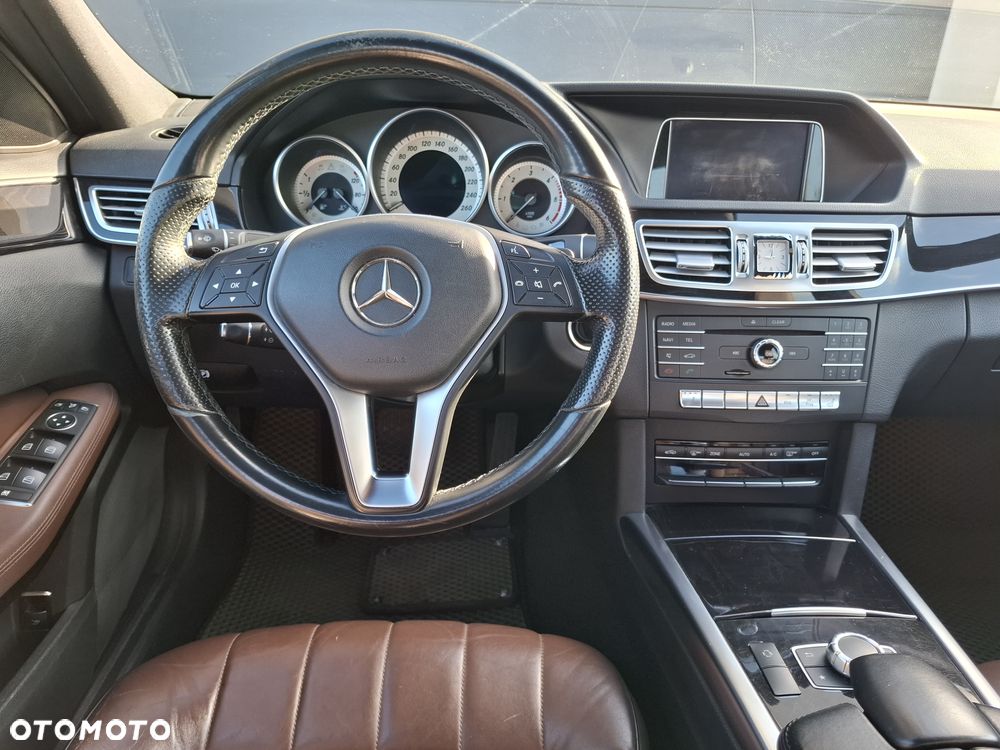 Mercedes-Benz Klasa E 220 BlueTEC 9G-TRONIC Elegance - 10