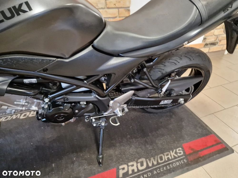 Suzuki SV - 14