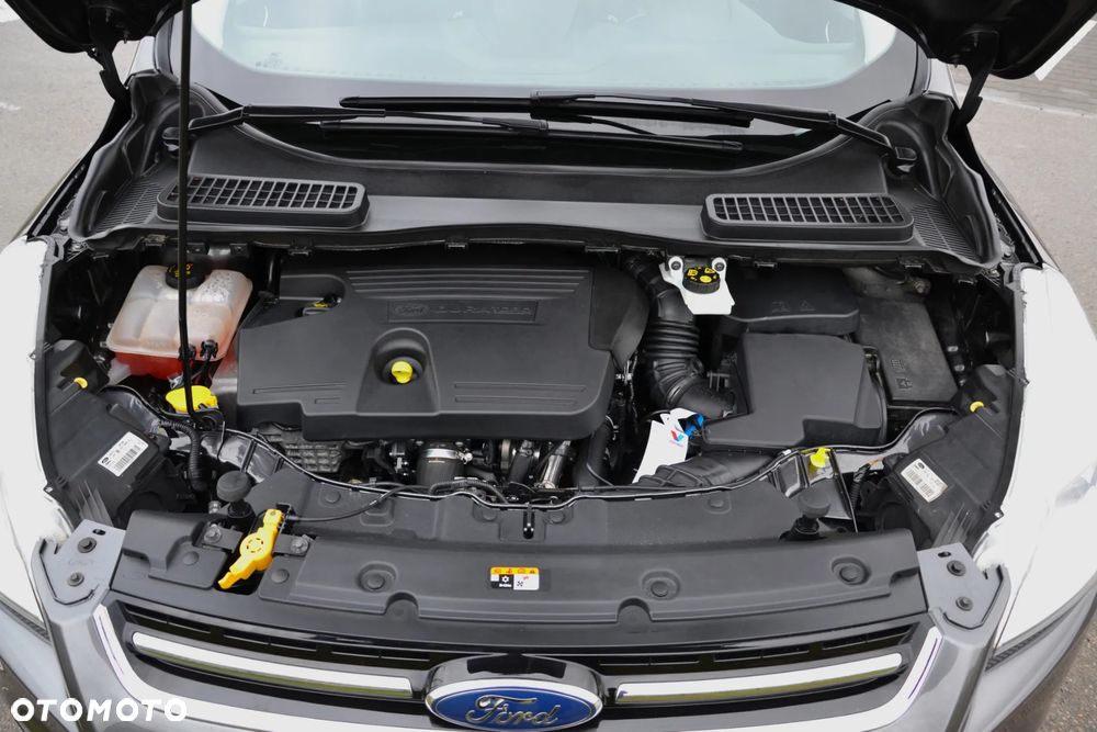 Ford Kuga 2.0 TDCi FWD Titanium - 34