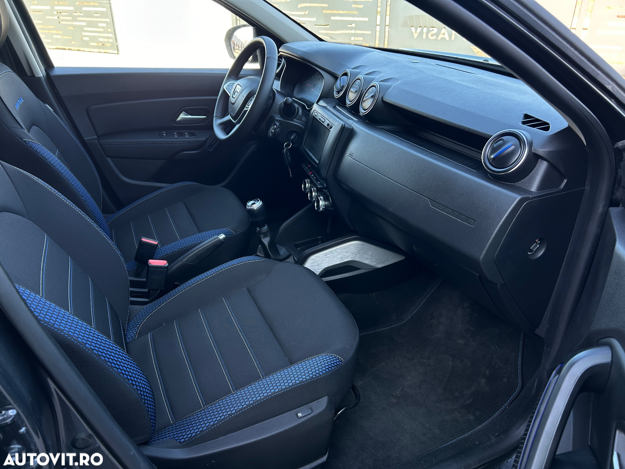 Dacia Duster TCe 150 4WD GPF Prestige - 8
