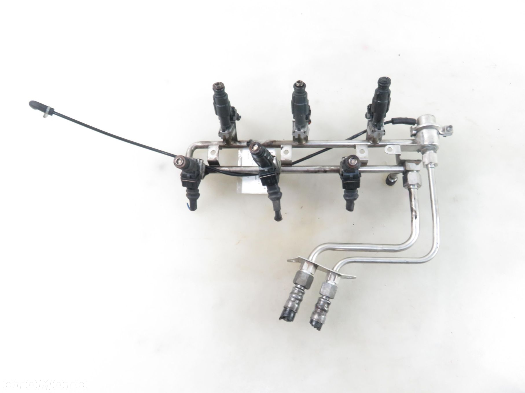 LISTWA WTRYSKOWA OPEL OMEGA B 3.0 V6 - X 30 XE 0280156045 - 9