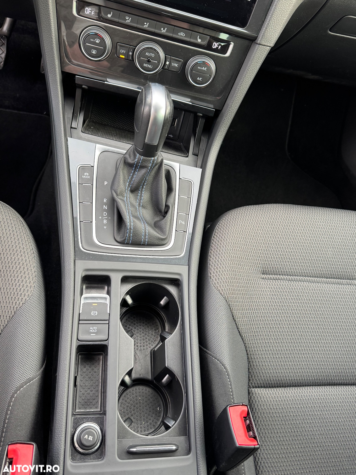 Volkswagen Golf e-Golf - 18