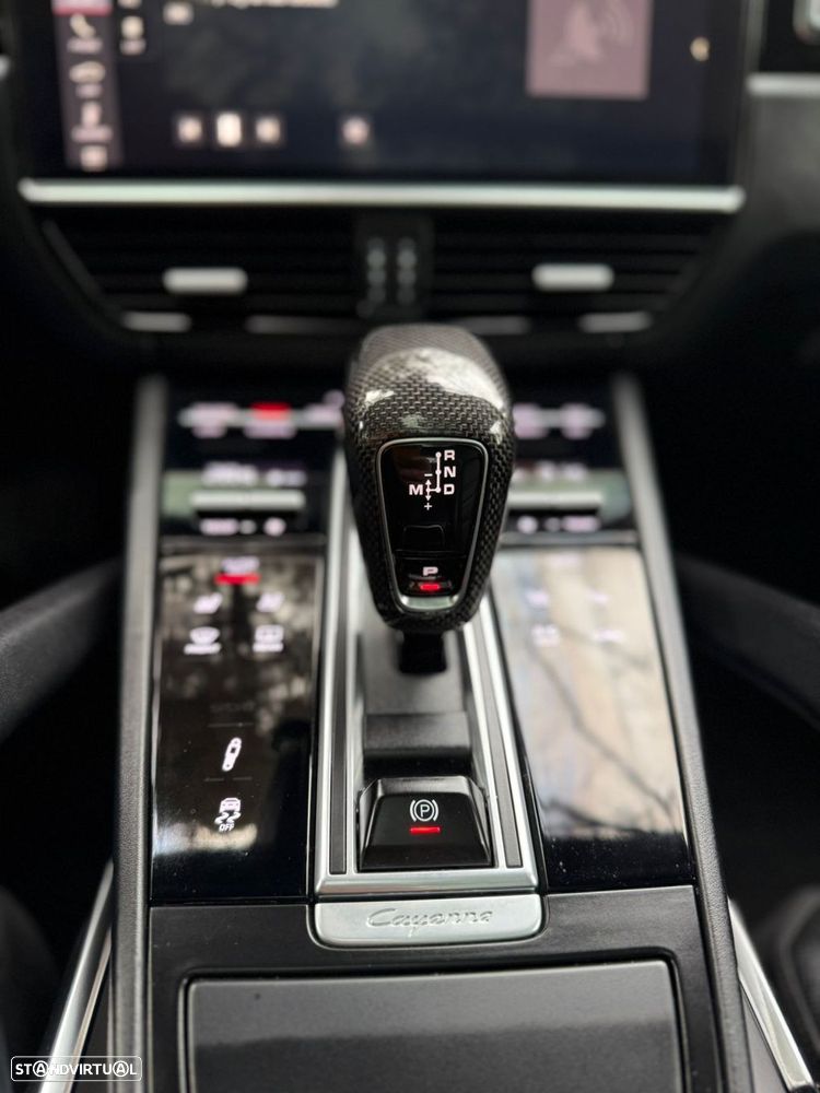 Porsche Cayenne Turbo - 20