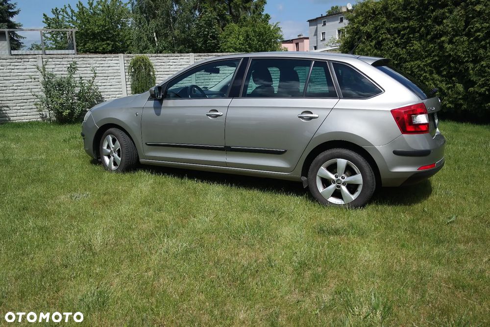 Skoda RAPID Spb 1.2 TSI Ambition - 11