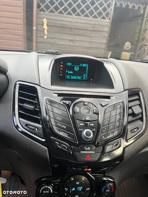 Ford Fiesta - 16
