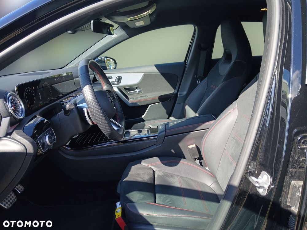 Mercedes-Benz Klasa A 250 e PHEV AMG Line 8G-DCT - 13