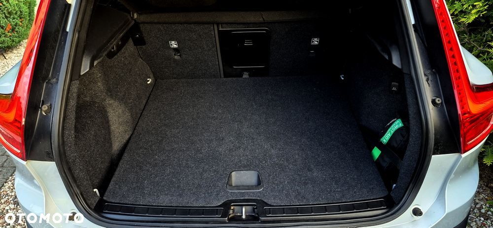 Volvo XC 40 D3 Geartronic - 28