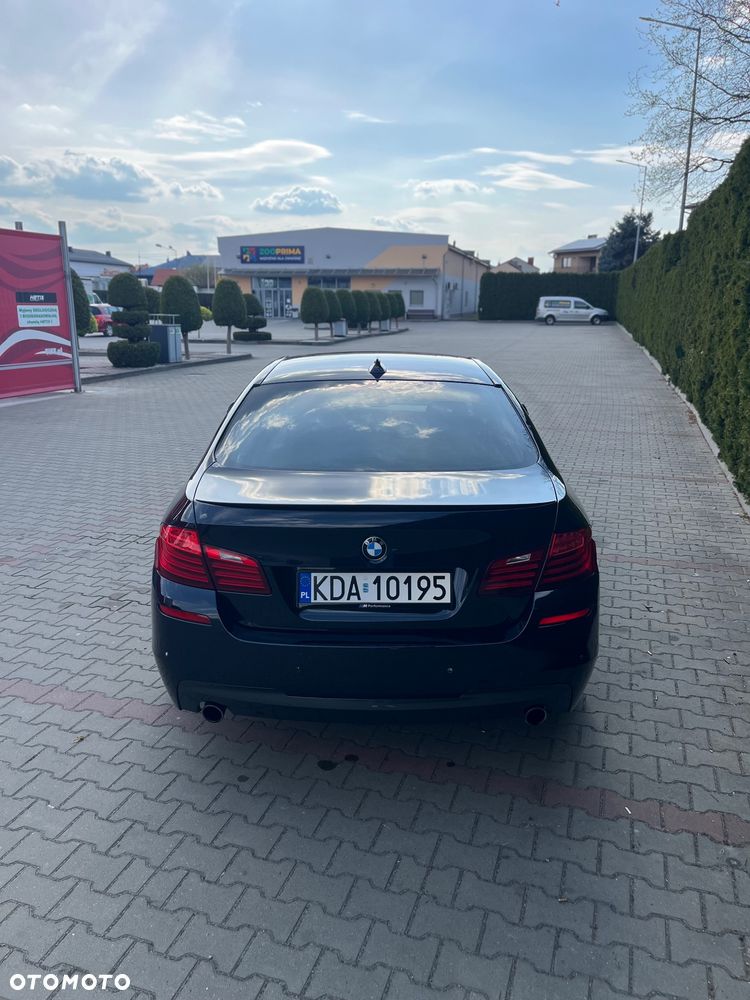 BMW Seria 5 535d xDrive Luxury Line - 9