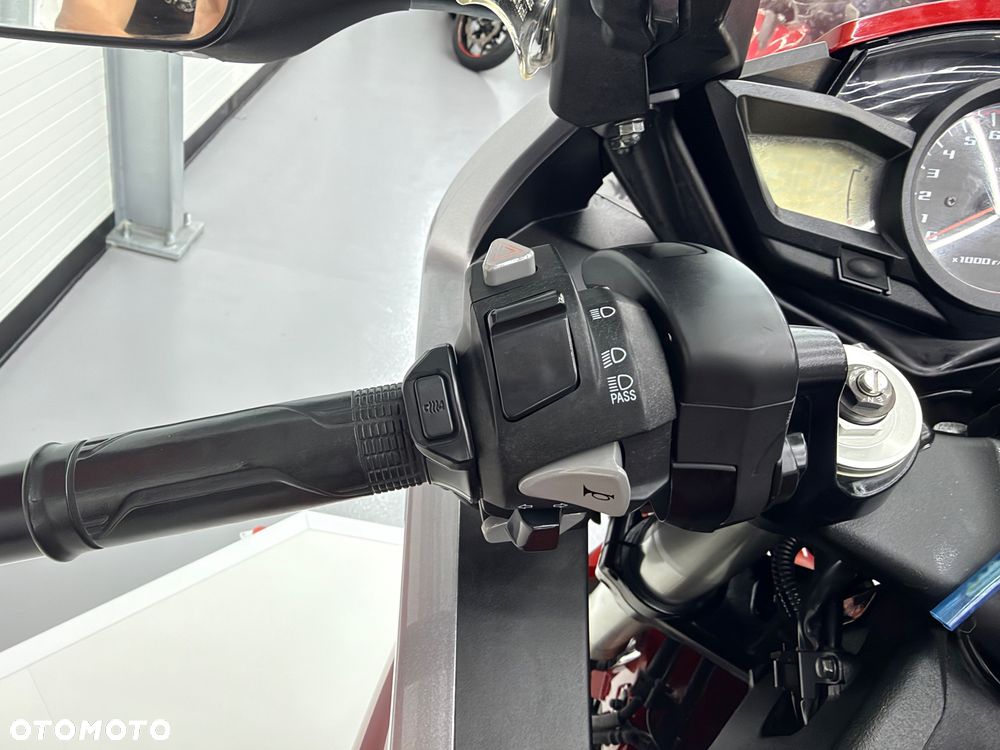 Honda VFR - 20