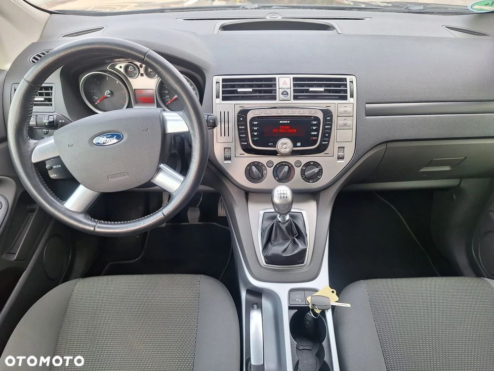 Ford Kuga 2.0 TDCi 2x4 Champions Edition - 4