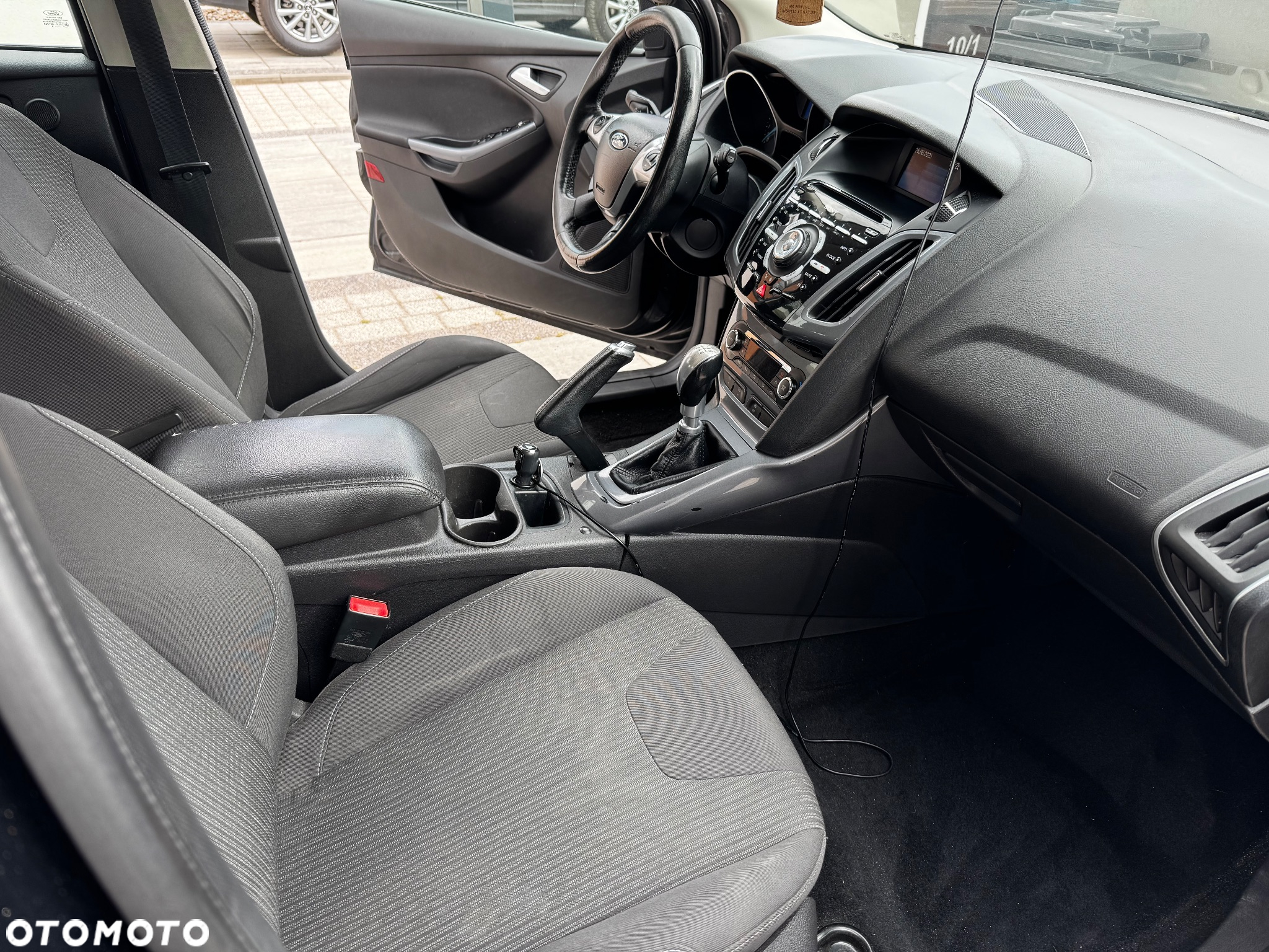 Ford Focus 1.6 EcoBoost Titanium - 10