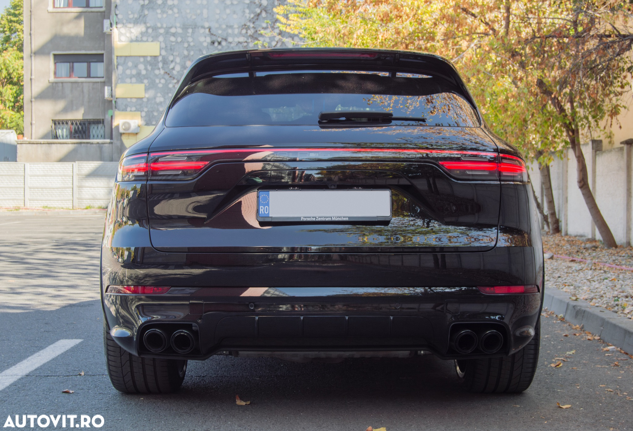 Porsche Cayenne S - 4