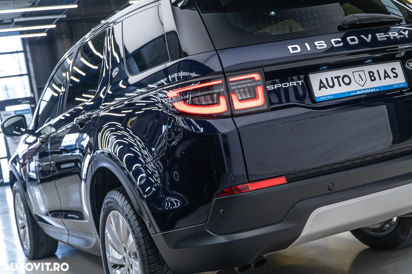 Land Rover Discovery Sport 2.0 D200 MHEV SE - 31