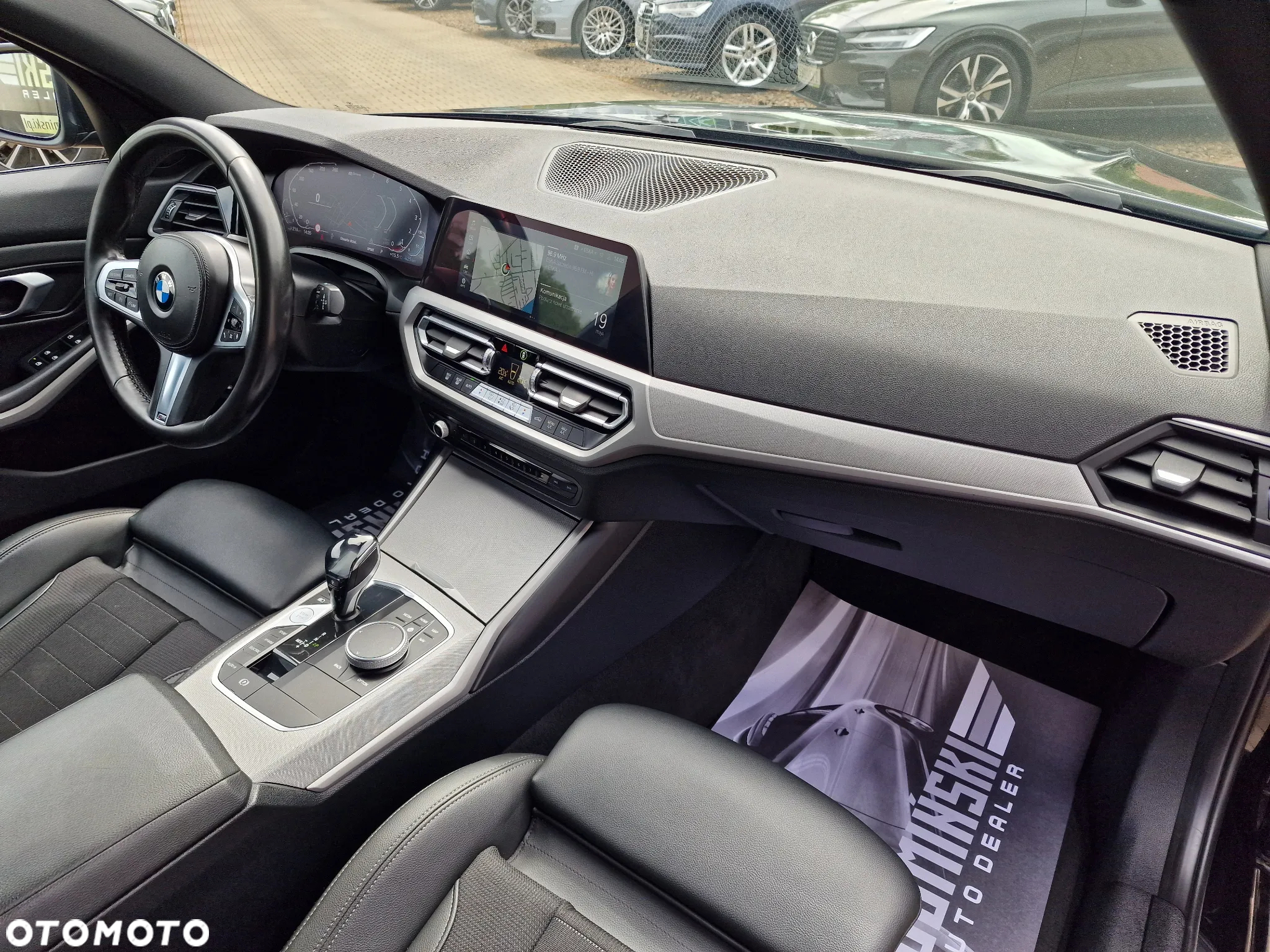 BMW Seria 3 330e PHEV - 24