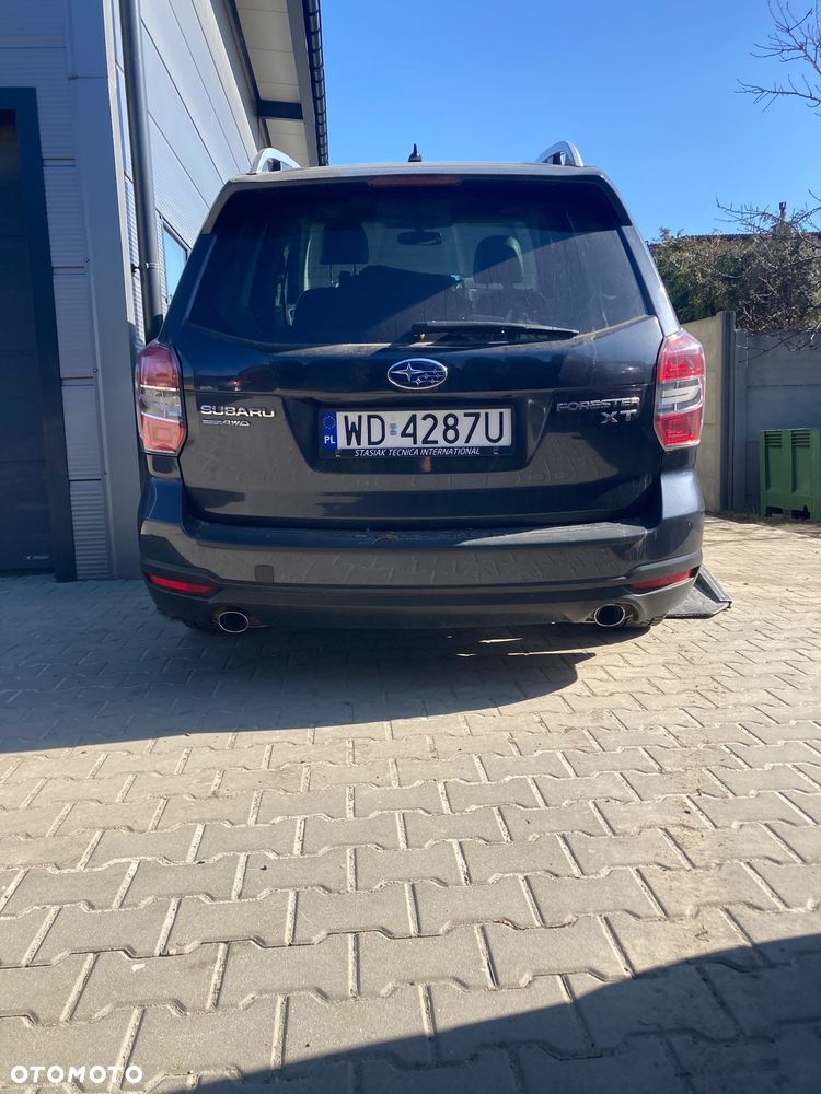 Subaru Forester 2.0XT Platinum Lineartronic EU6 - 6