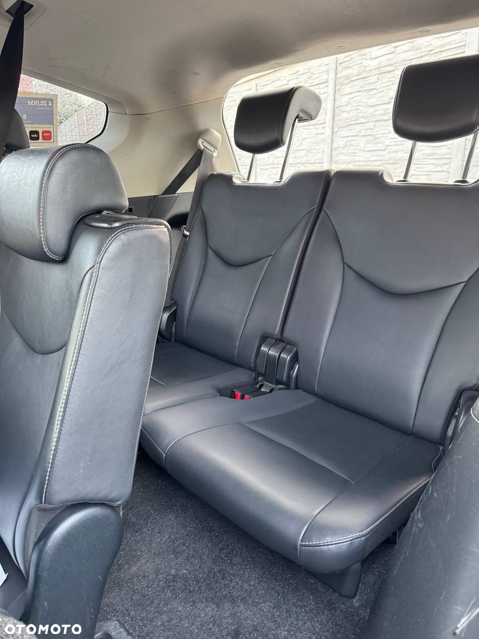 Toyota Prius+ - 7