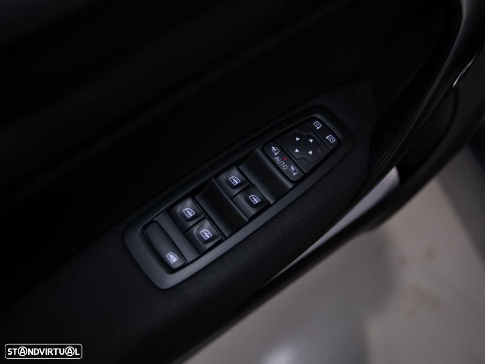 Renault Mégane Sport Tourer 1.6 E-Tech Plug-In Limited - 13