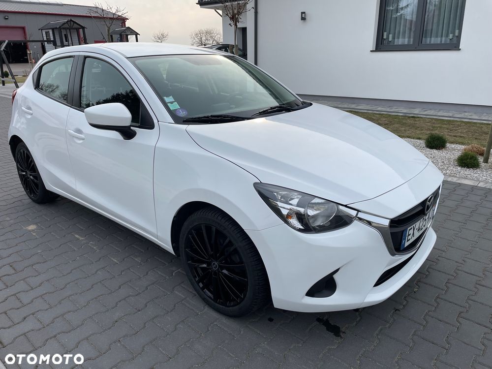 Mazda 2 - 4