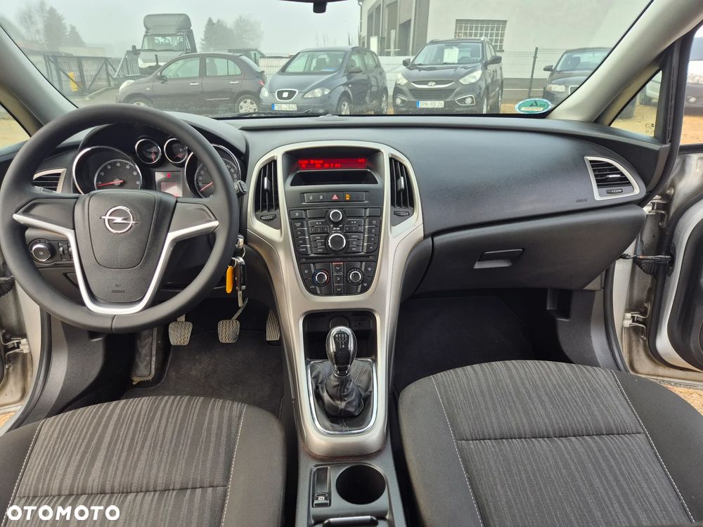 Opel Astra 1.6 Active - 9