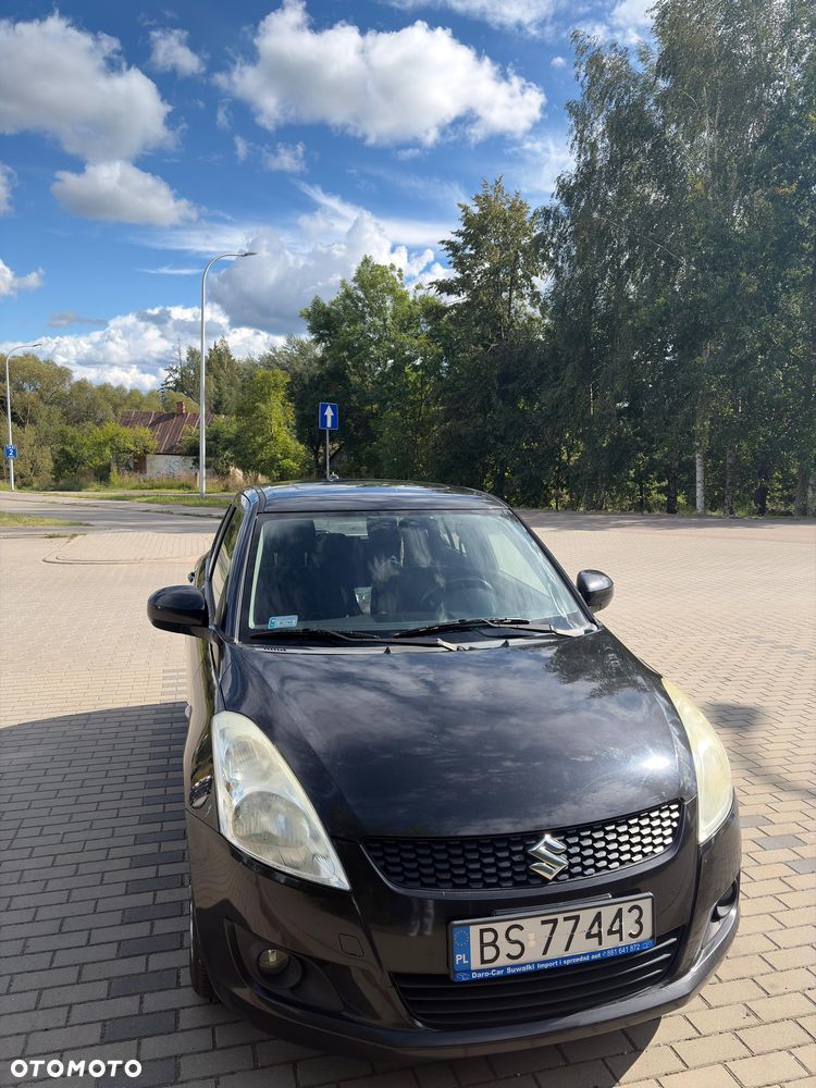 Suzuki Swift - 4