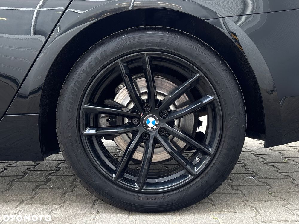 BMW Seria 5 520d - 33