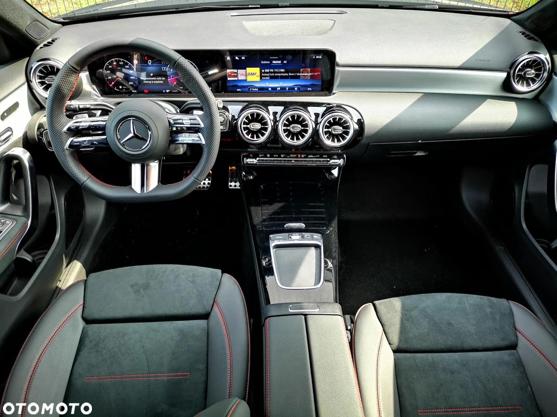 Mercedes-Benz Klasa A 220 4Matic 7G-DCT AMG Line - 15