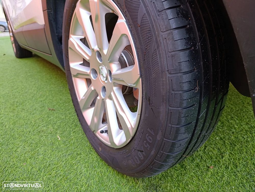 Opel Crossland X 1.2 Innovation - 13