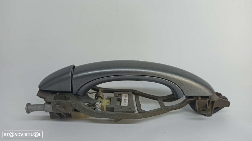 PUXADOR EXTERIOR TRASEIRO ESQUERDO VOLKSWAGEN TOUAREG (7LA) TDI R5 - 7