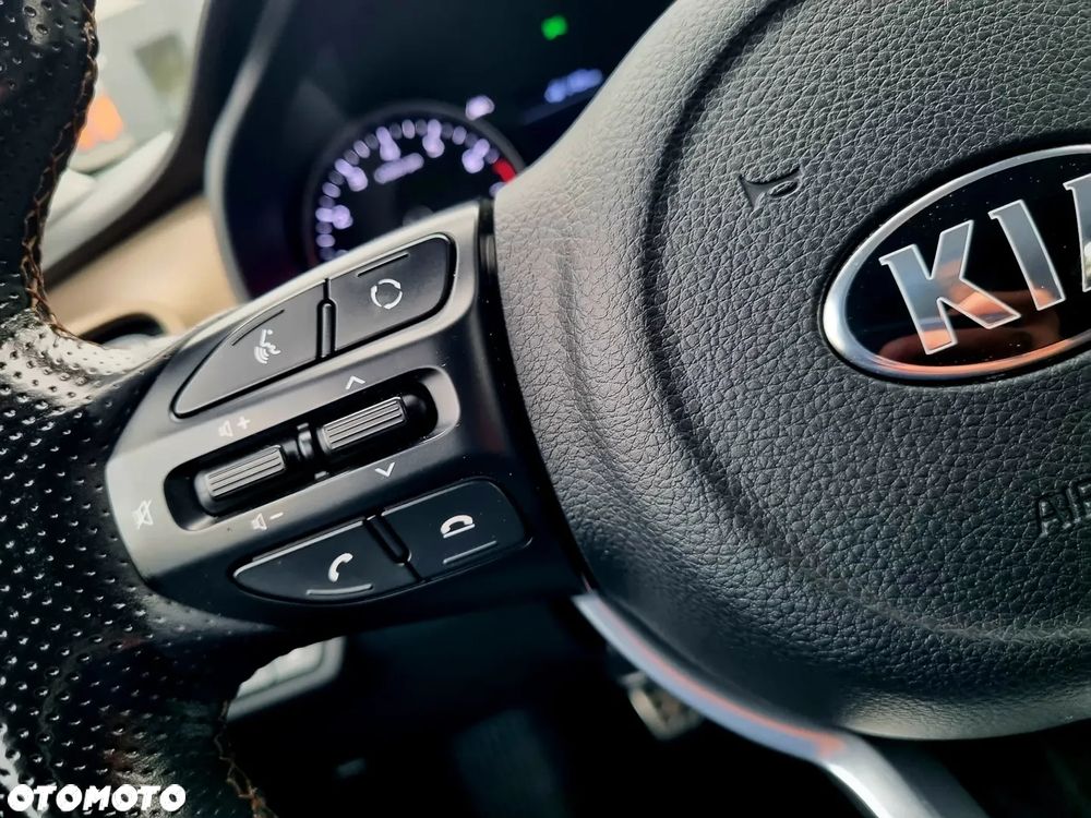 Kia Stonic 1.4 L - 15