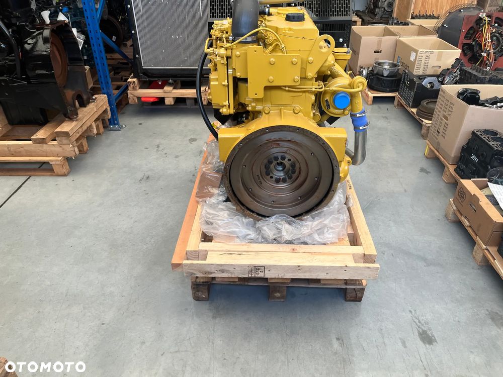 SILNIK CATERPILLAR CAT C4.4 ACERT perkins 96,5kW  44000netto - 4