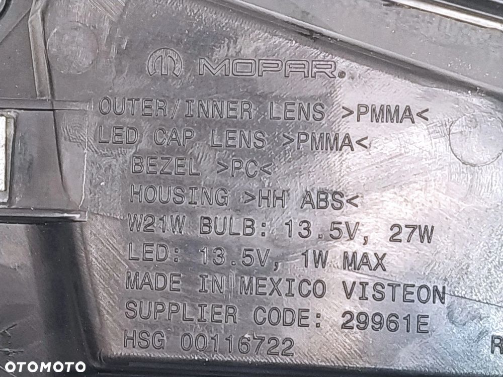 DODGE JOURNEY 14- FIAT FREEMONT 11- LAMPA PRAWA TYŁ TYLNA - 7