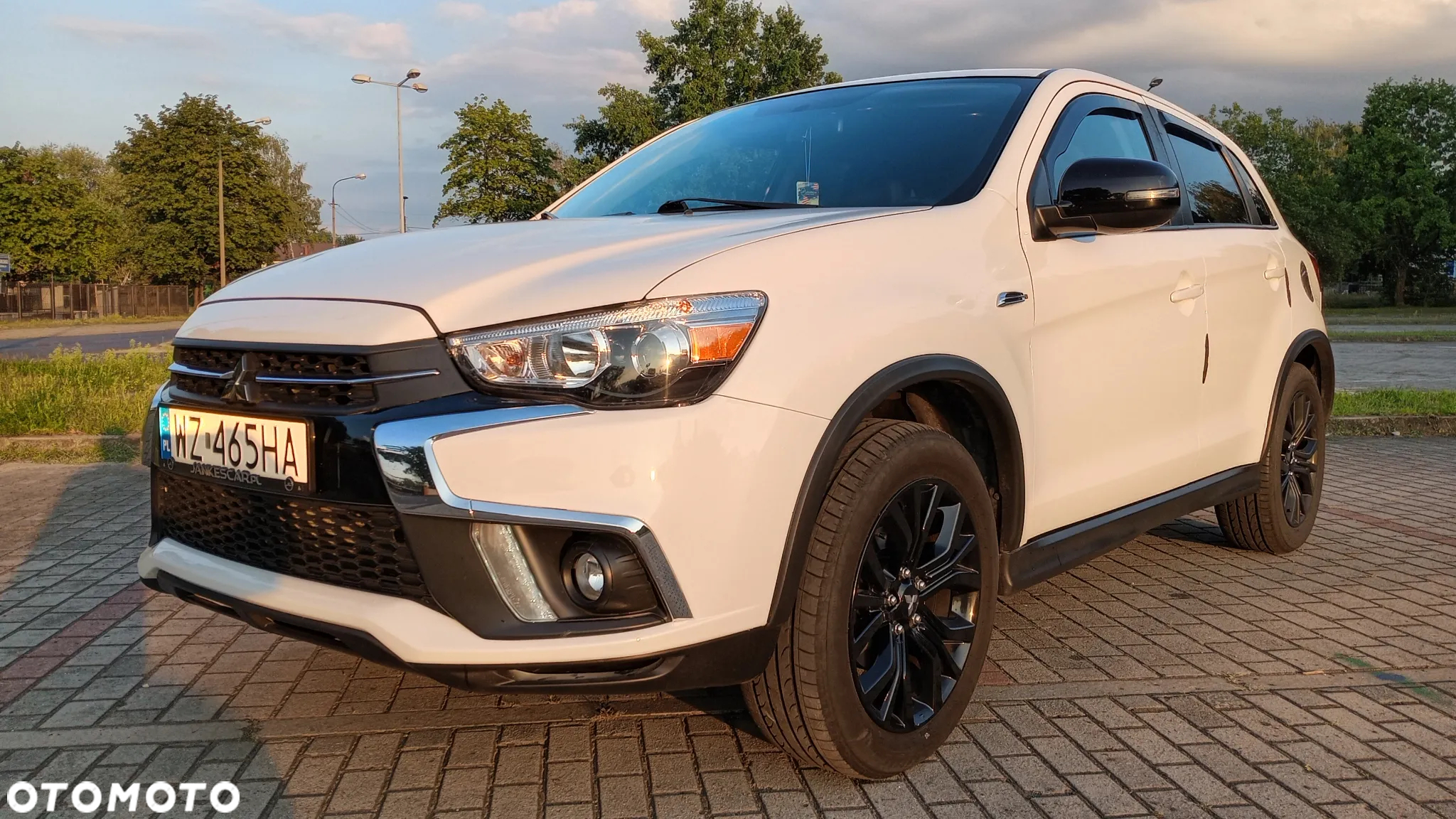 Mitsubishi ASX 2.0 Invite 4WD CVT - 4