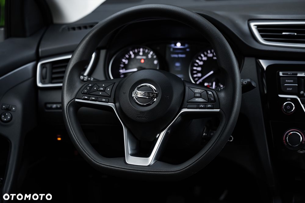 Nissan Qashqai 1.2 DIG-T N-Vision - 27