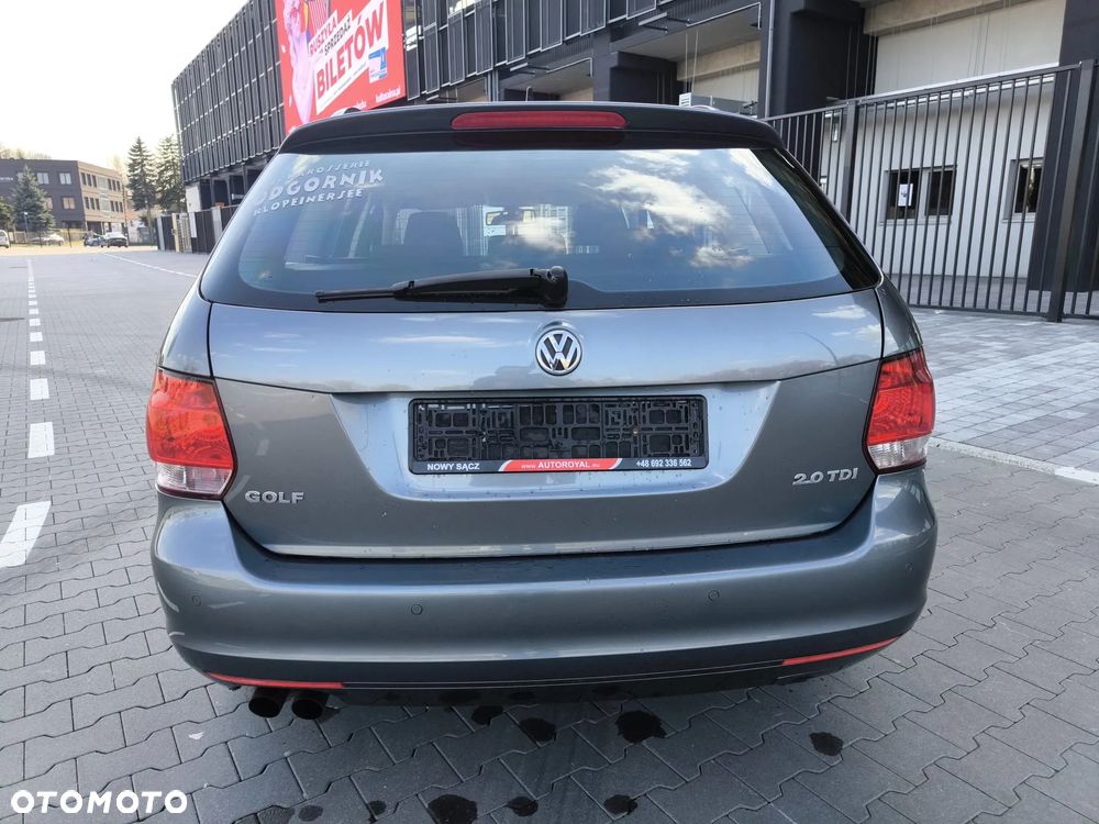 Volkswagen Golf - 11