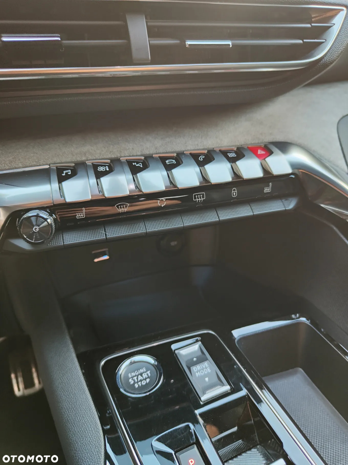 Peugeot 5008 1.5 BlueHDi GT S&S EAT8 - 33