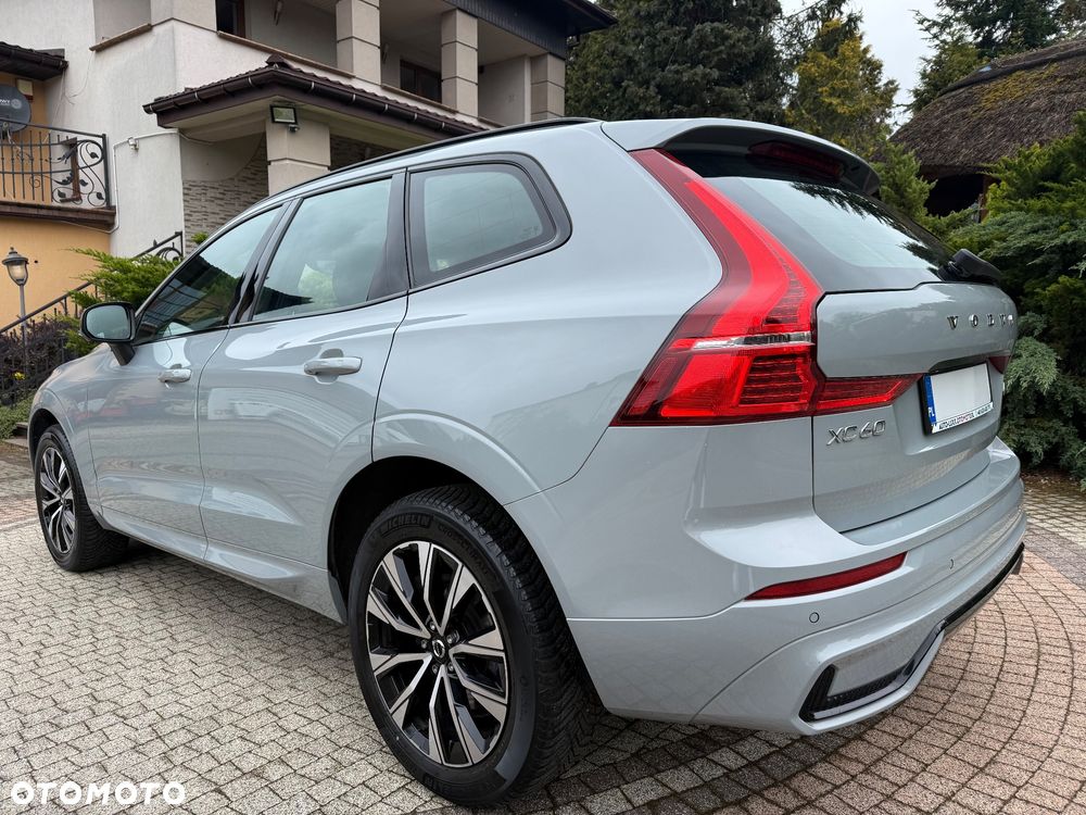 Volvo XC 60 B4 D Ultimate Dark - 25