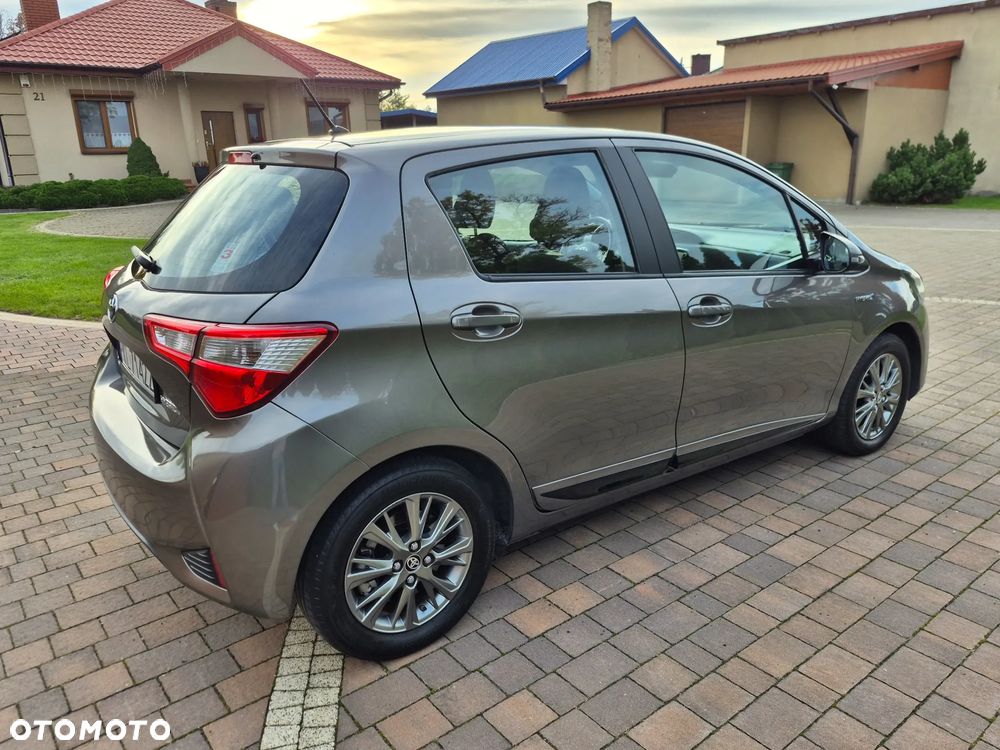 Toyota Yaris - 14