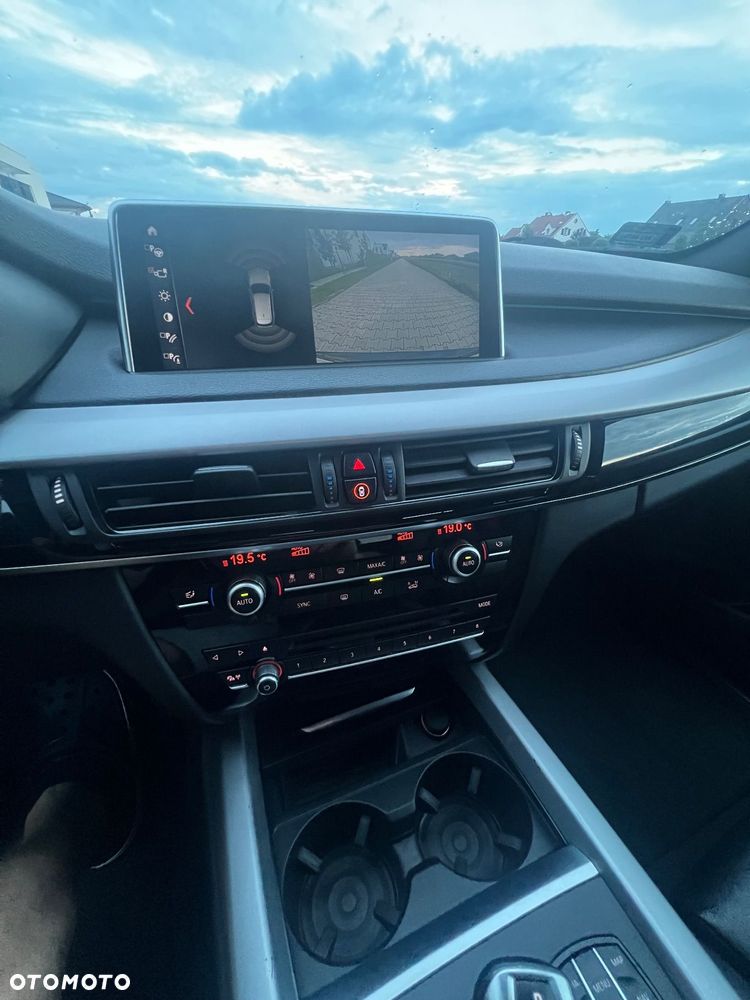 BMW X5 xDrive25d - 9