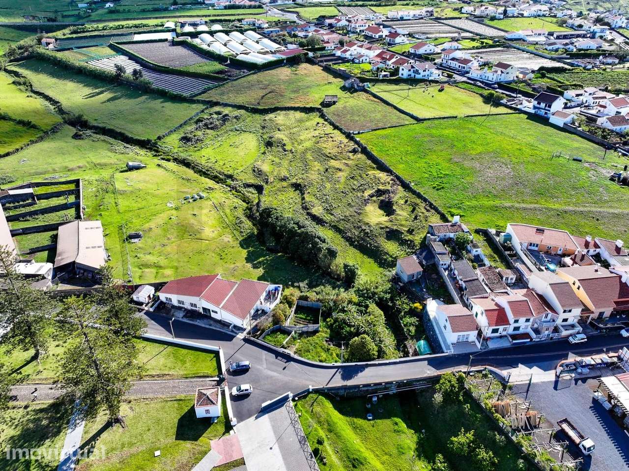 Terreno Urbano com Potencial de Construção na Flor da Rosa – Vila do P - Grande imagem: 3/12