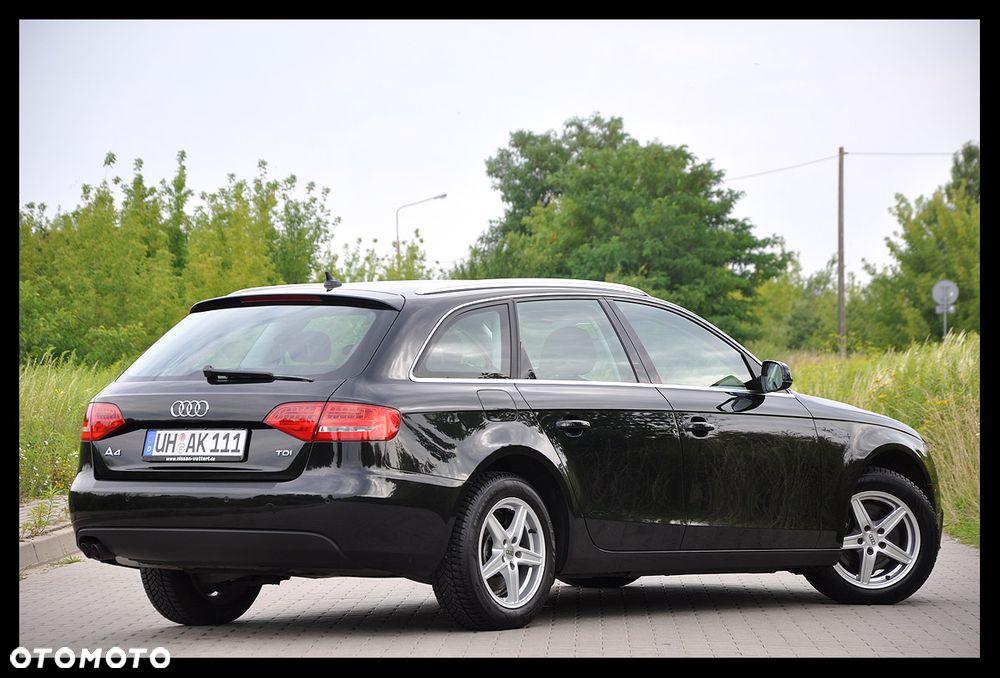 Audi A4 Avant 2.0 TDI DPF Ambiente - 4