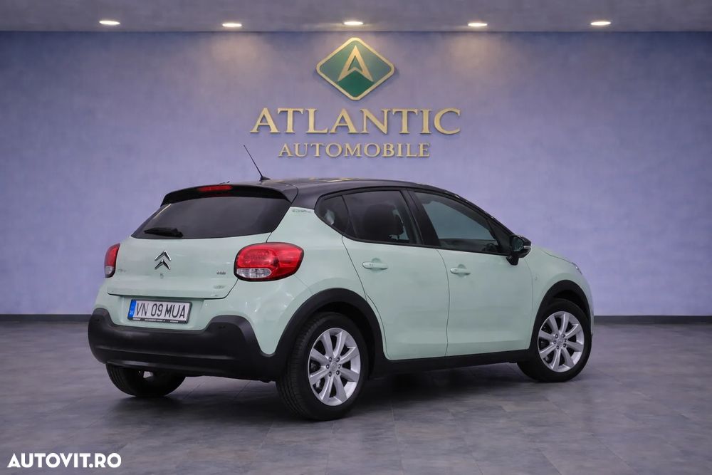 Citroën C3 Pure Tech 82 SHINE - 2