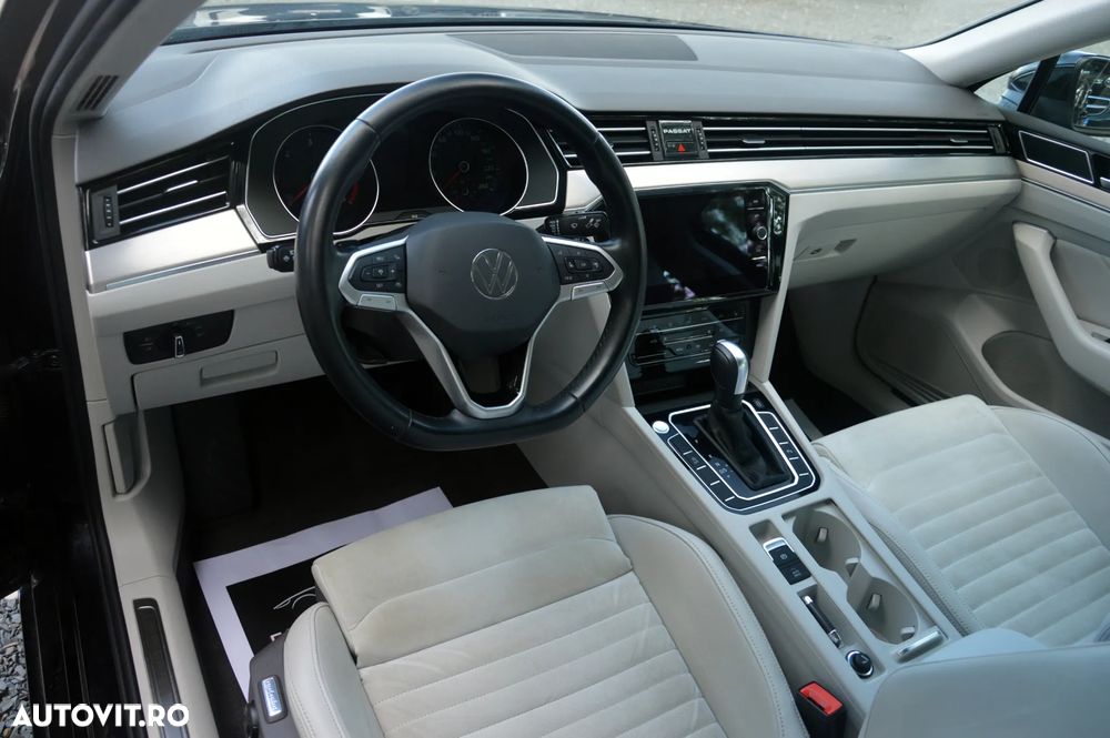 Volkswagen Passat 2.0 TDI DSG Highline - 20