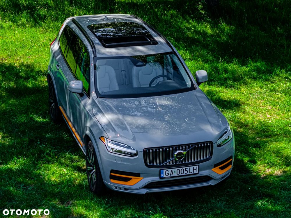 Volvo XC 90 - 1